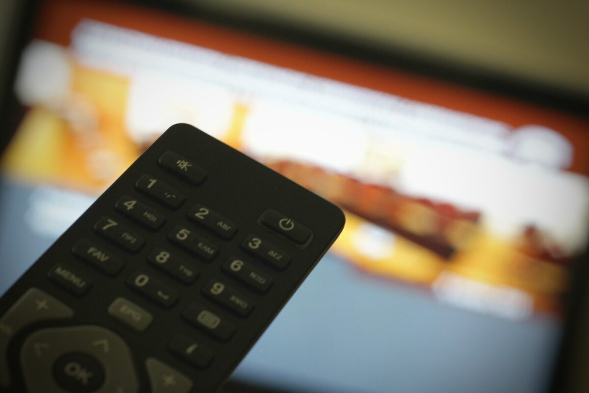 Τηλεοπτική «βόμβα»! Επιστρέφει πρωτοκλασάτο στέλεχος – Σε ποιο κανάλι πηγαίνει