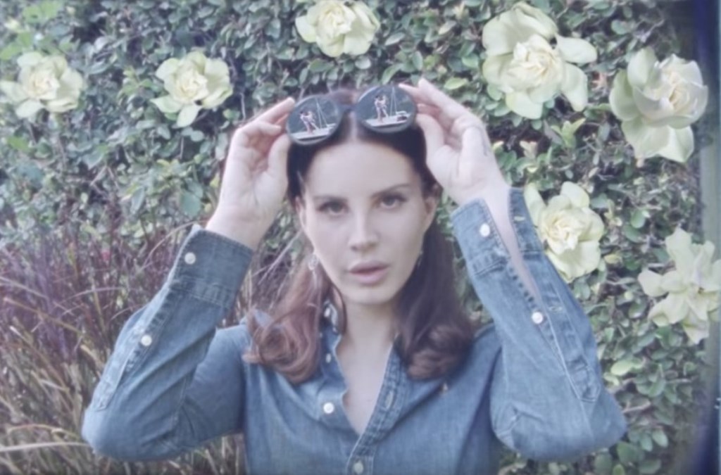 Lana Del Rey: Δείτε ένα ολοκαίνουργιο video clip 14 λεπτών και προετοιμαστείτε για το νέο της άλμπουμ