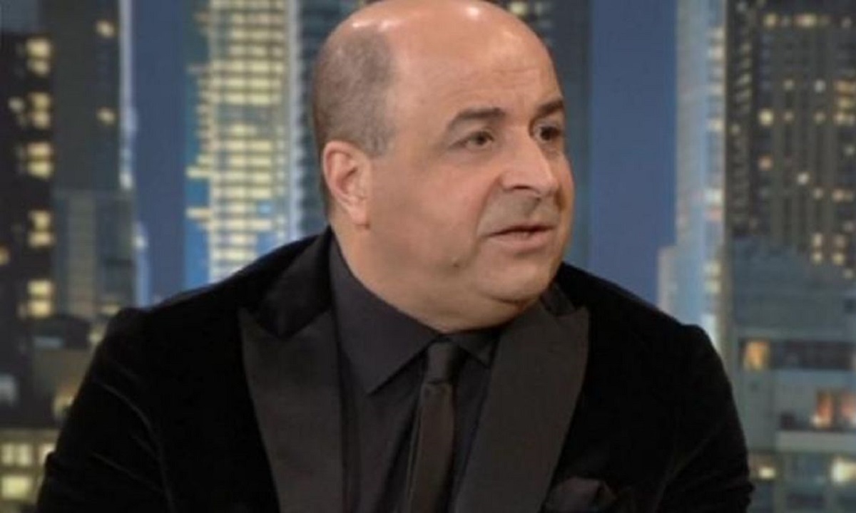 Τι απαντά ο Σεφερλής σε όσους τον λένε ατάλαντο και ομοφοβικό (Βίντεο)