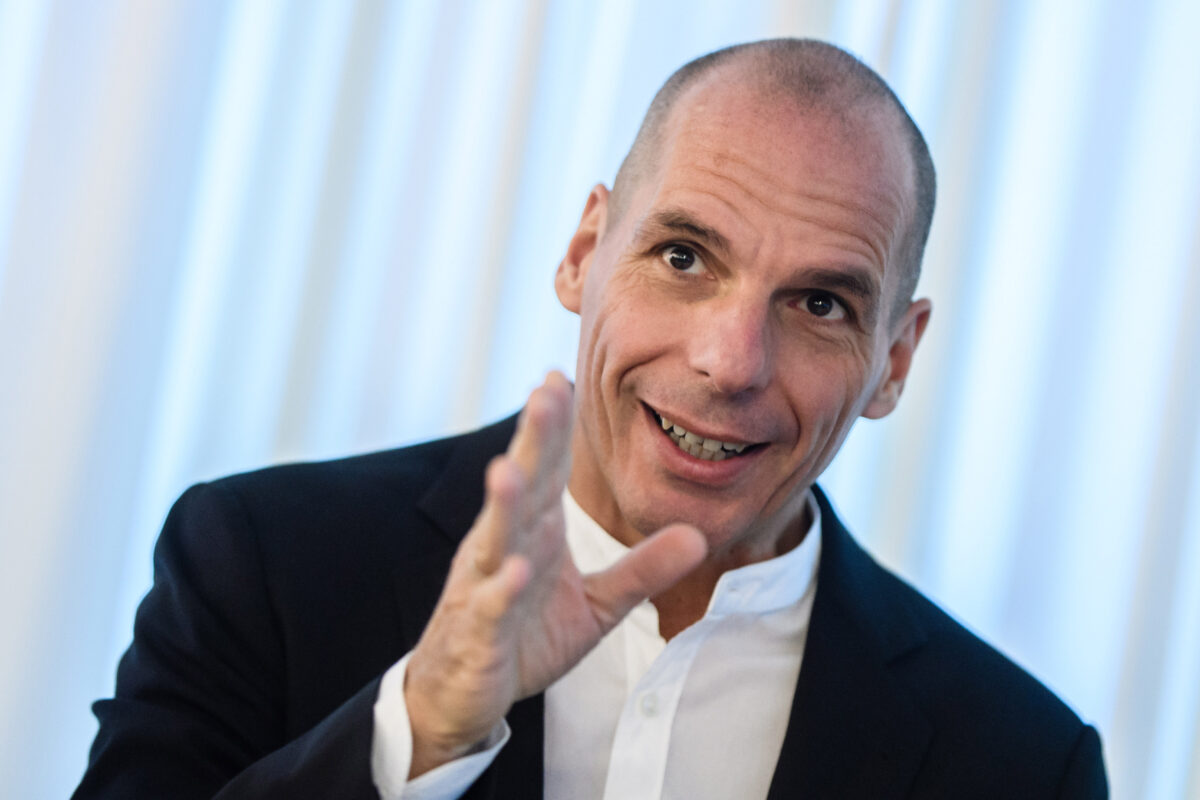 Γιάνης Βαρουφάκης: Ποιος του έδινε 100.000 λίρες για να…