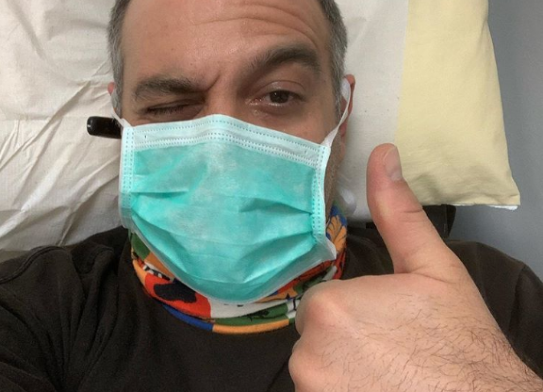 Κορονοϊός: Με συμπτώματα ο Κρατερός Κατσούλης – Η ανακοίνωση του παρουσιαστή