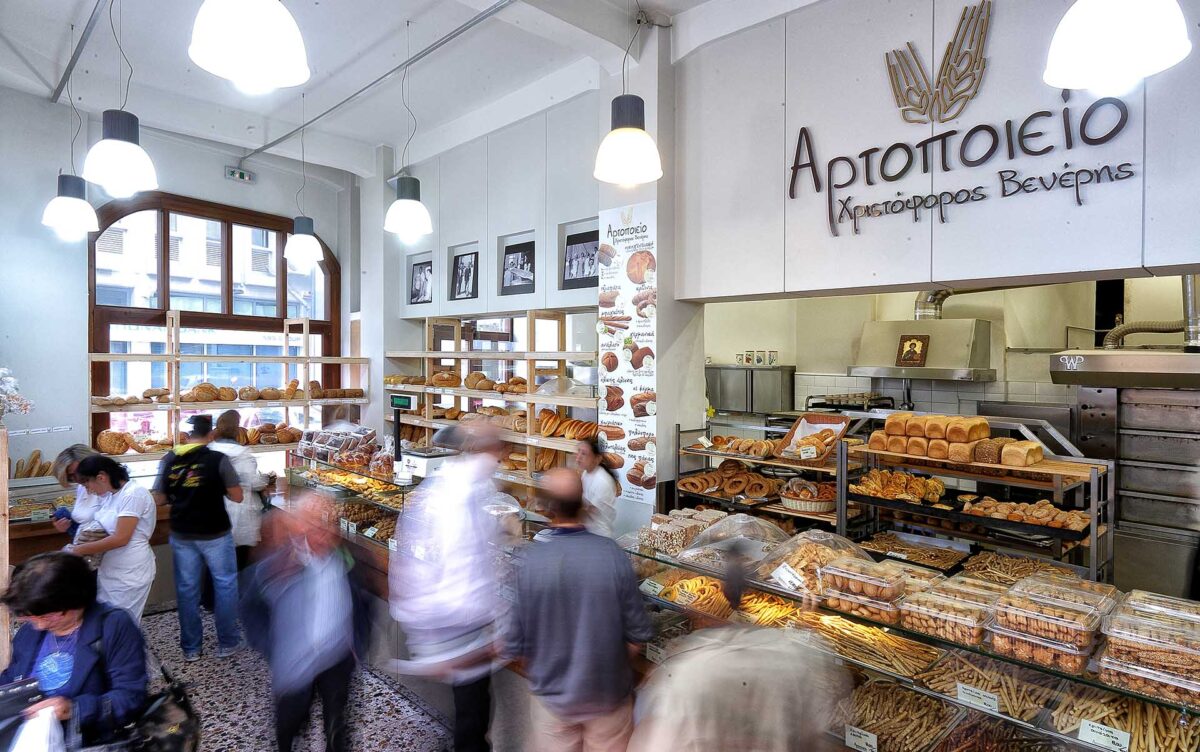 Κορονοϊος: Η λίστα με τα καταστήματα που θα παραμείνουν ανοικτά