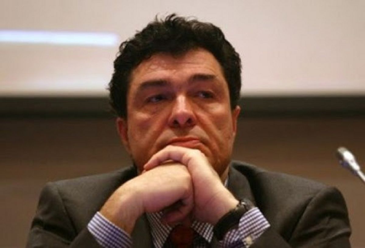 Θετικός στον κορονοϊό ο Αλέξης Παπαχελάς – Το μήνυμα του δημοσιογράφου