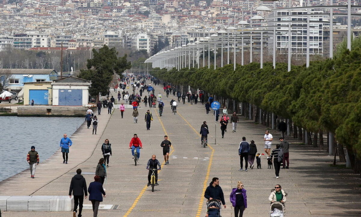 Έξοδος με το… ρολόι ανάμεσα στα μέτρα που εξετάζει η κυβέρνηση απέναντι στην ανευθυνότητα!