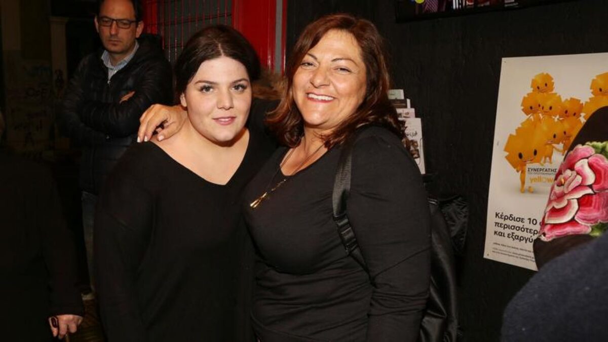 Με πυρετό για 8η μέρα η κόρη της Βίκυς Σταυροπούλου – Με συμπτώματα κορωνοϊού