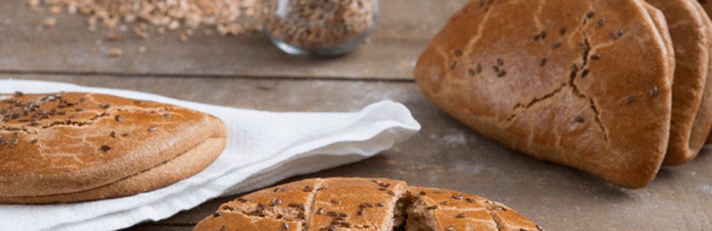 Συνταγή για τυρποπιτάκια - τυροψωμάκια με αλεύρι καλαμποκιού