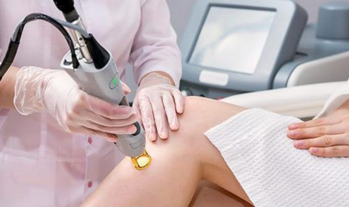 Κορονοϊός – Τρίκαλα: Δερματολόγοι έγιναν «τσακωτές» να κάνουν αποτρίχωση σε πελάτισσες