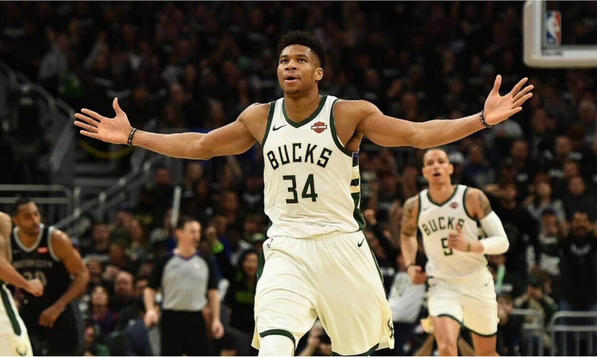 Αντετοκούνμπο: Το θεαματικό κάρφωμα που μπήκε στα καλύτερα της πενταετίας του NBA (Βίντεο)