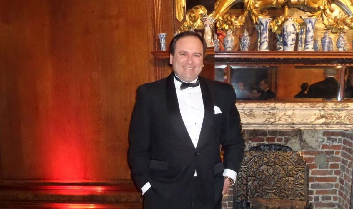 Κυριάκος Μαριδάκης | Ας μείνουμε σταθεροί  στις αποφάσεις μας, ανεξαρτήτως των όποιων καλοκαιρινών παρορμητικών στιγμών & πρόσκαιρων ενθουσιασμών δίχως κανένα μέλλον…