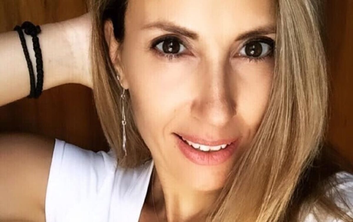 Μαρία Δεληκωνσταντίνου | Λέμε μεγάλες κουβέντες, κάνουμε γενναίες πράξεις, που μόλις έρθει ο Σεπτέμβρης τα παίρνει μαζί της η βροχή...