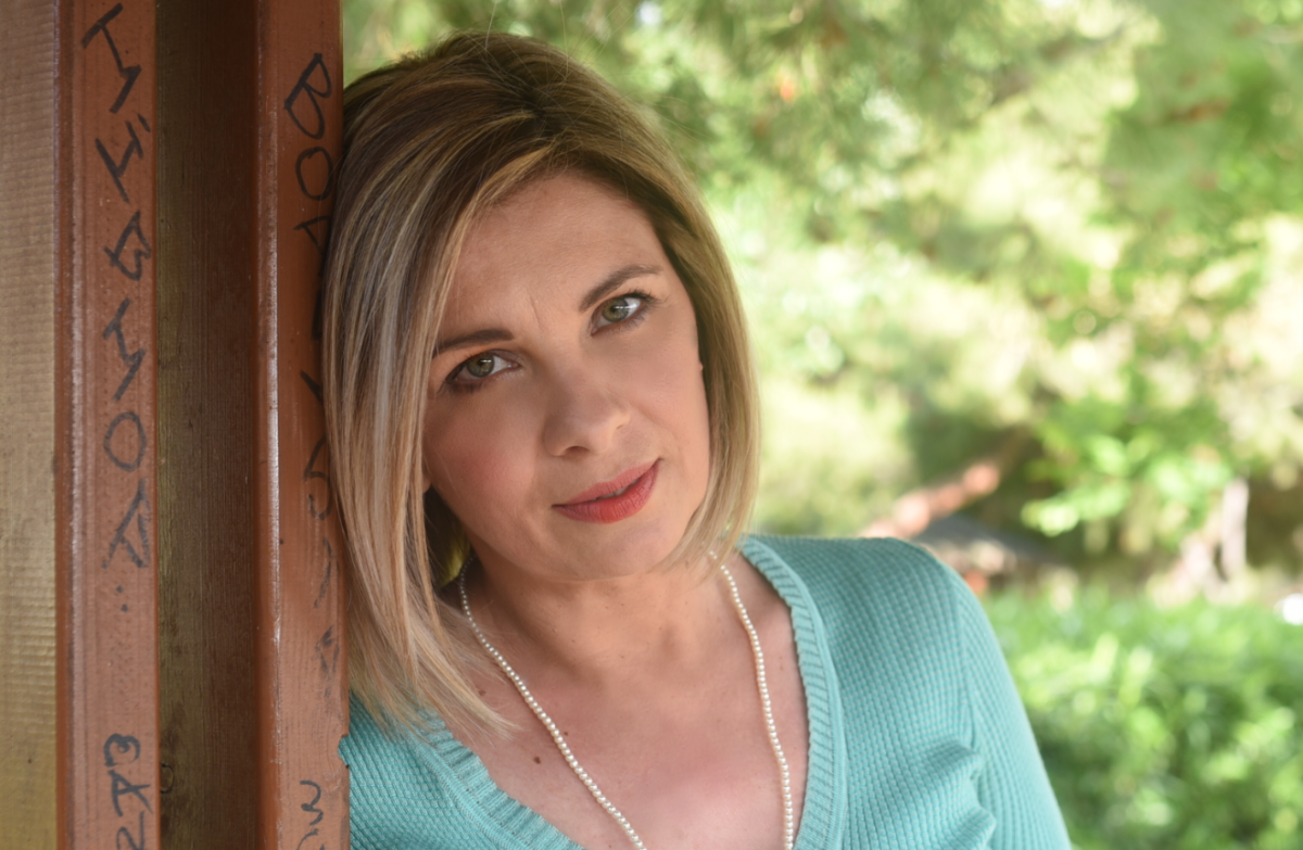 Μαρία Παναγοπούλου | Υπάρχουν και έρωτες που δεν τους σκοτώνει κανείς και τίποτα. Ούτε καν μια…πενθερά.