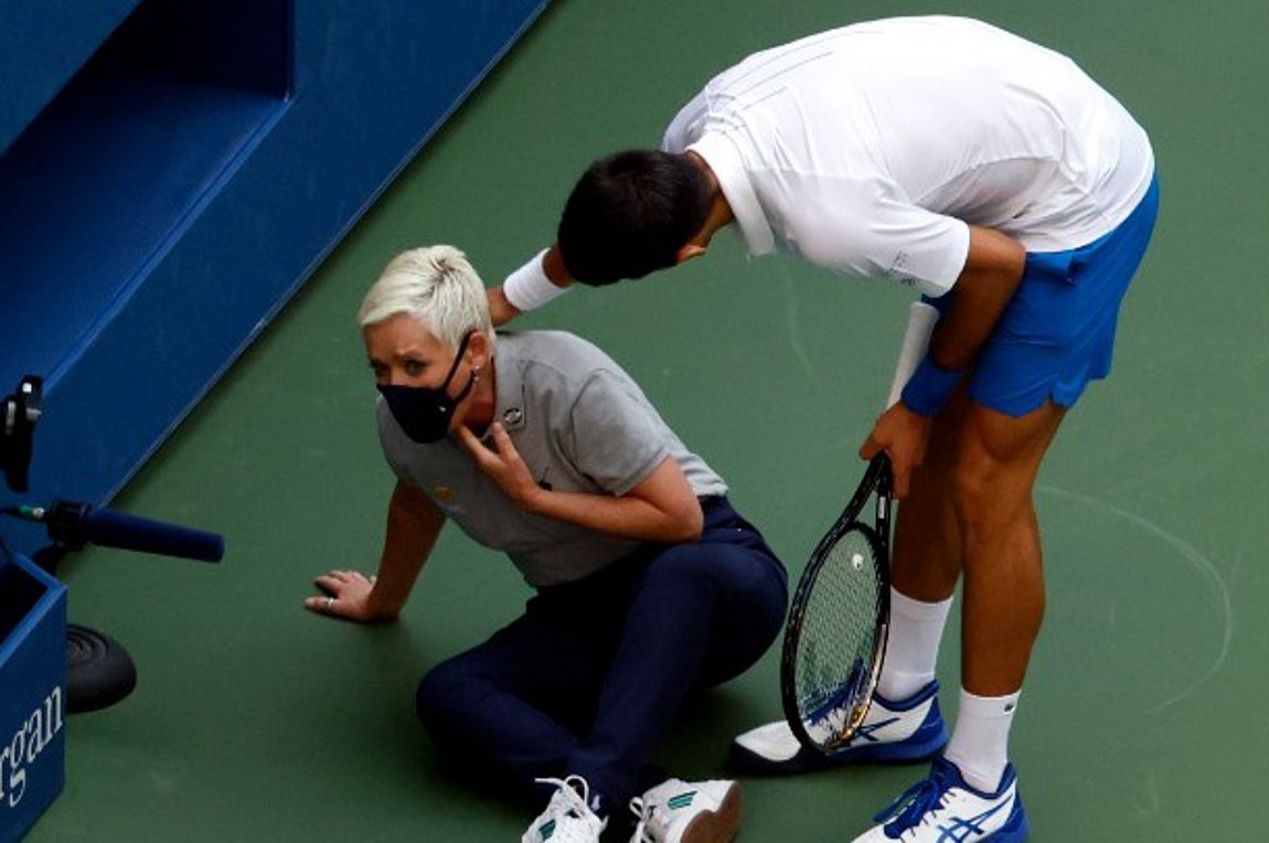 Βόμβα στο US Open: Αποβλήθηκε ο Τζόκοβιτς μετά από χτύπημα επόπτριας (Βίντεο)