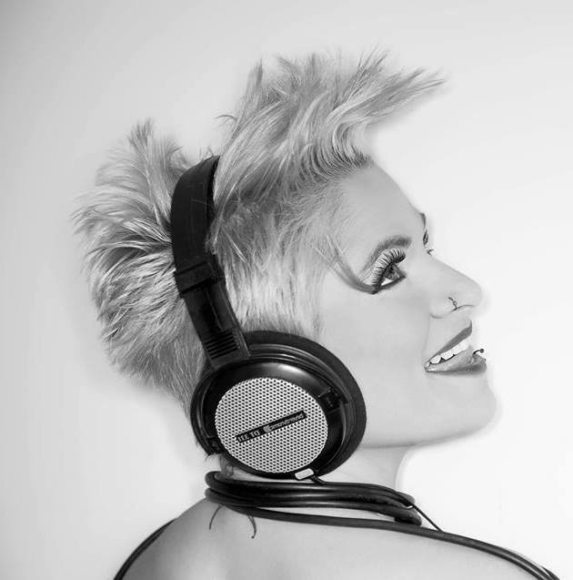 Μαριάμ Νίκου | Όταν οι υπεύθυνοι αφήνουν τους τουρίστες ανεξέλεγκτους πως η νεολαία θα `καθίσει` στα αβγά της;