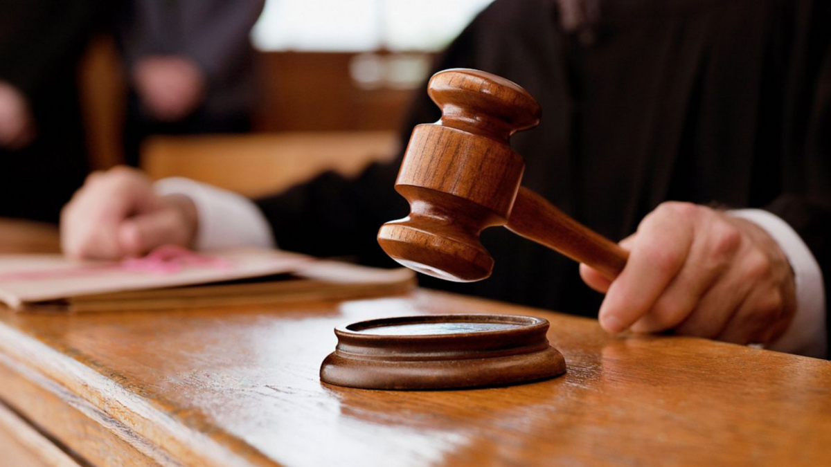 Έριξε φόλα σε σκύλο και έφαγε πρόστιμο 30000 ευρώ και 12μηνη φυλάκιση