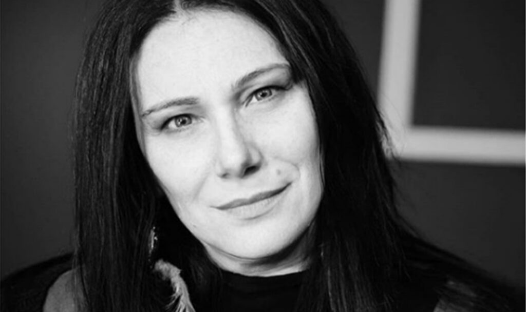 Βίκυ Σακκή | Οι άνθρωποι είναι οι ιστορίες τους