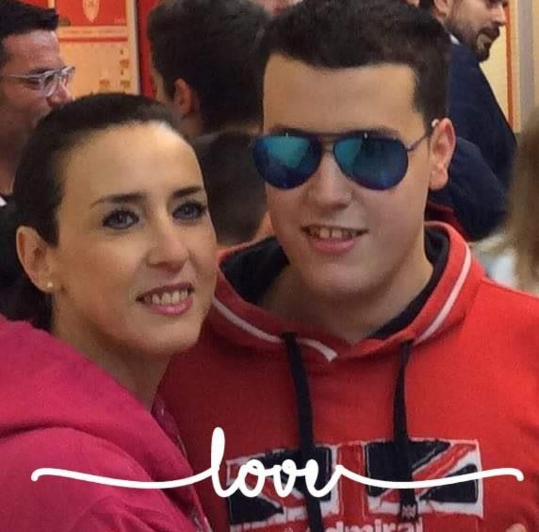 Χριστίνα Ντούμα | Το όνειρό μου είναι να γίνει καλά το παιδί μου. Πολλές φορές λύγισα αλλά το ότι δεν έσπασα το οφείλω στο γιο μου, τον Θοδωρή…