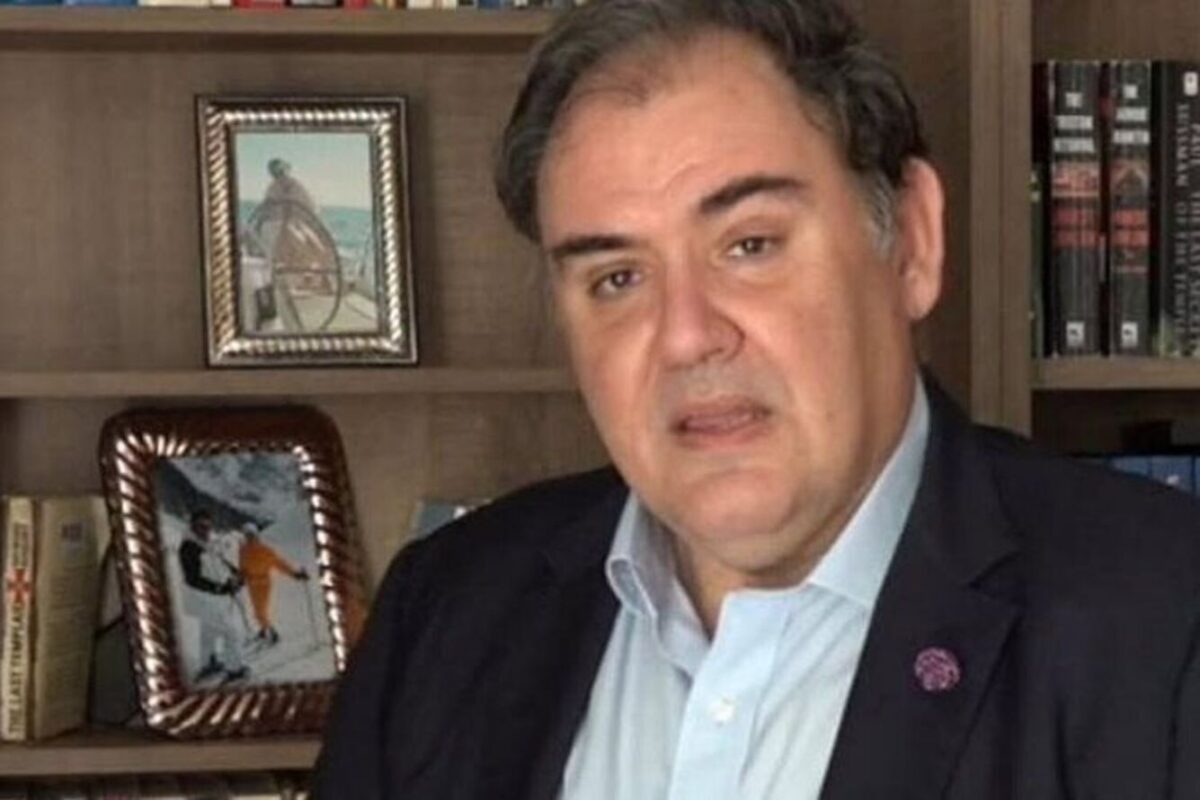 Σαρηγιάννης |  Στο νοσοκομείο με κορονοϊό ο πατέρας του παρότι έκανε τις 2 δόσεις με το εμβόλιο