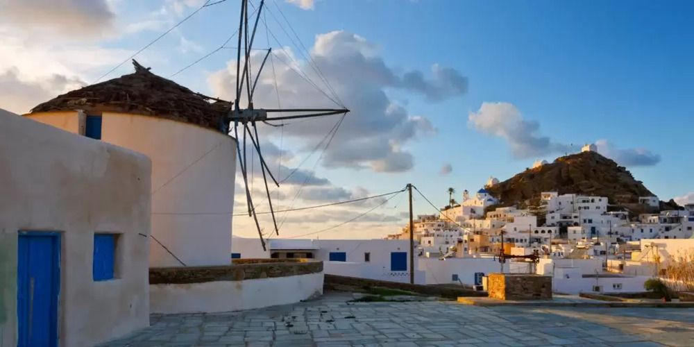 Εξαρση κρουσμάτων σε Μύκονο, Σαντορίνη, Ιο, Πάρο, Ηράκλειο, Ρέθυμνο