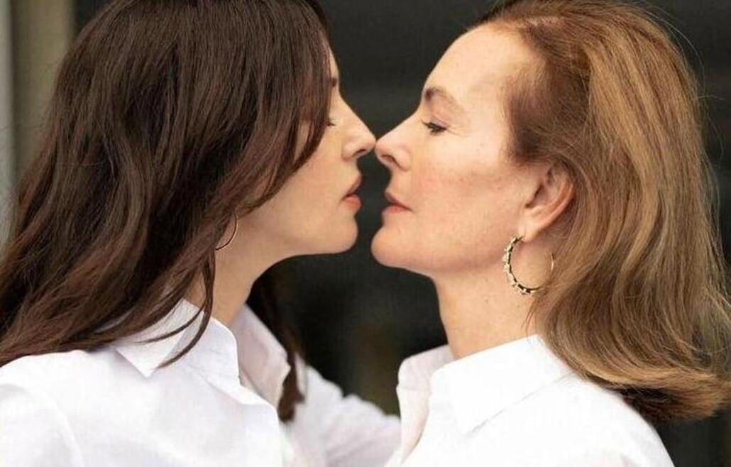 Monica Bellucci |`Επαιξα σε αυτήν την ταινία γιατί ήθελα να φιλήσω την Carole Bouquet