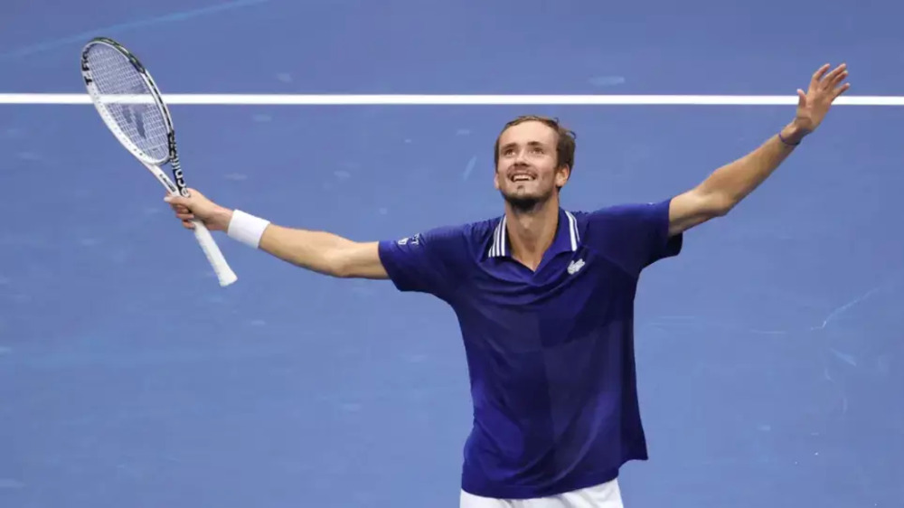 Ντανίλ Μεντβέντεφ | Ο νέος "βασιλιάς" στο US Open, νίκησε με 3-0 τον Νόβακ Τζόκοβιτς