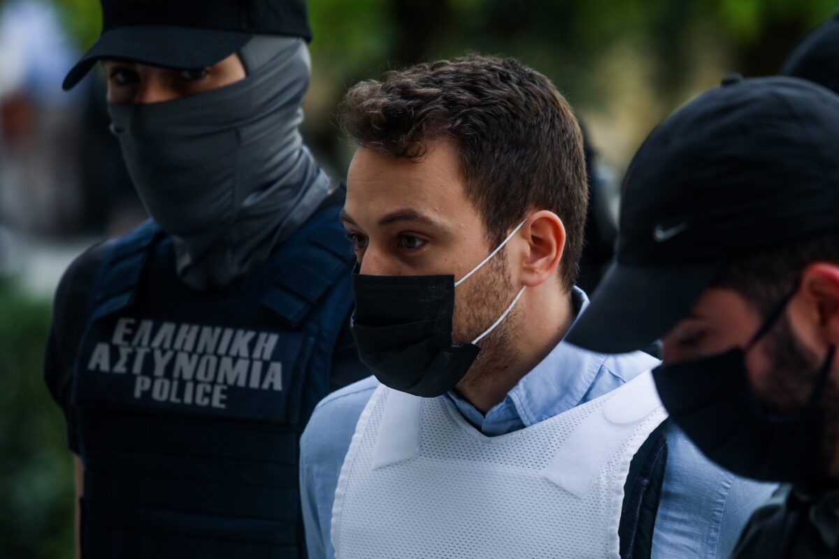 Γλυκά Νερά: Το ηχητικό ντοκουμέντο που ο Μπάμπης καλεί το 100 και το «κακό θέατρο»