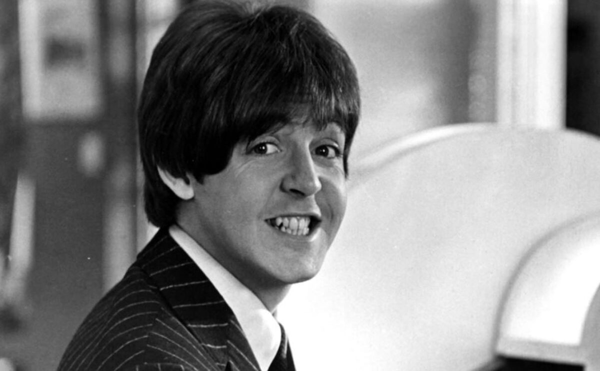 «Mπάντα διασκευών μπλουζ» οι Rolling Stones, σύμφωνα με τον Πολ ΜακΚάρτνεϊ