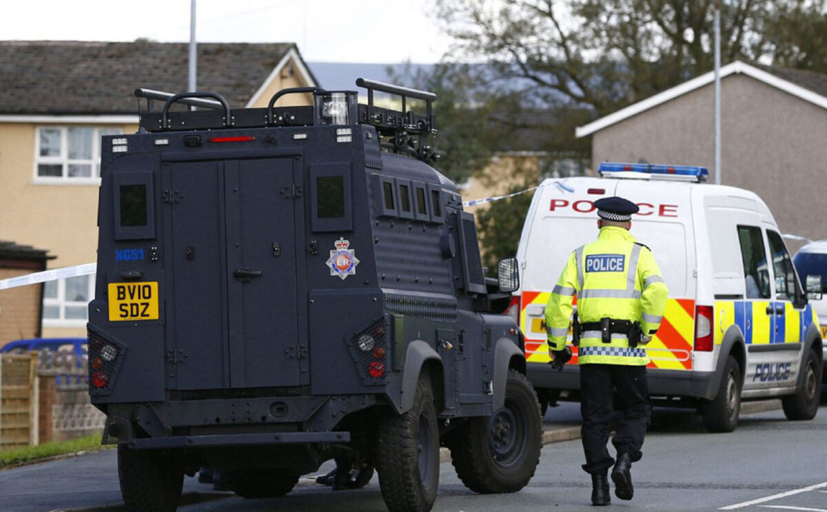 Βουλευτής στη Βρετανία μαχαιρώθηκε μέχρι θανάτου, έξω από εκκλησία