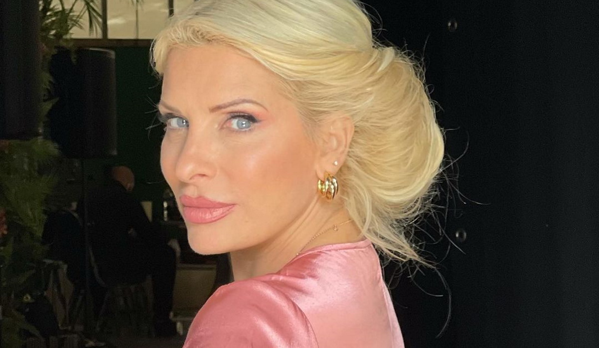 Ελένη Μενεγάκη  | Πριν δέκα χρόνια, είχα μία στεναχώρια και είχα φτάσει 57 κιλά