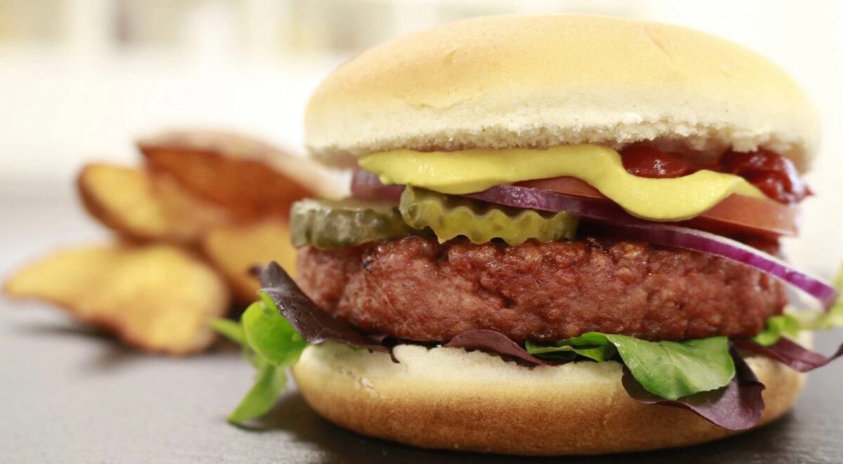 ΄Ενα vegan μίγμα με την απόλυτη κρεατένια γεύση για να του δόσεις τη μορφή που θέλεις από, τη Loryma