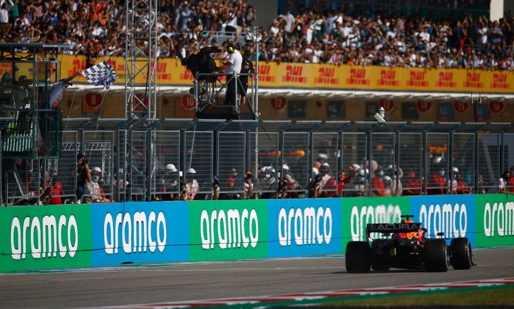 F1: Ο Verstappen έπιασε τον ταύρο απ’ τα κέρατα