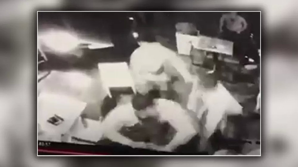 Άγριο ξύλο για το πιστοποιητικό εμβολιασμού σε μπαρ του Ρέθυμνου