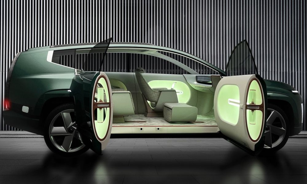 To Ioniq Seven βγάζει το σαλόνι σου βόλτα