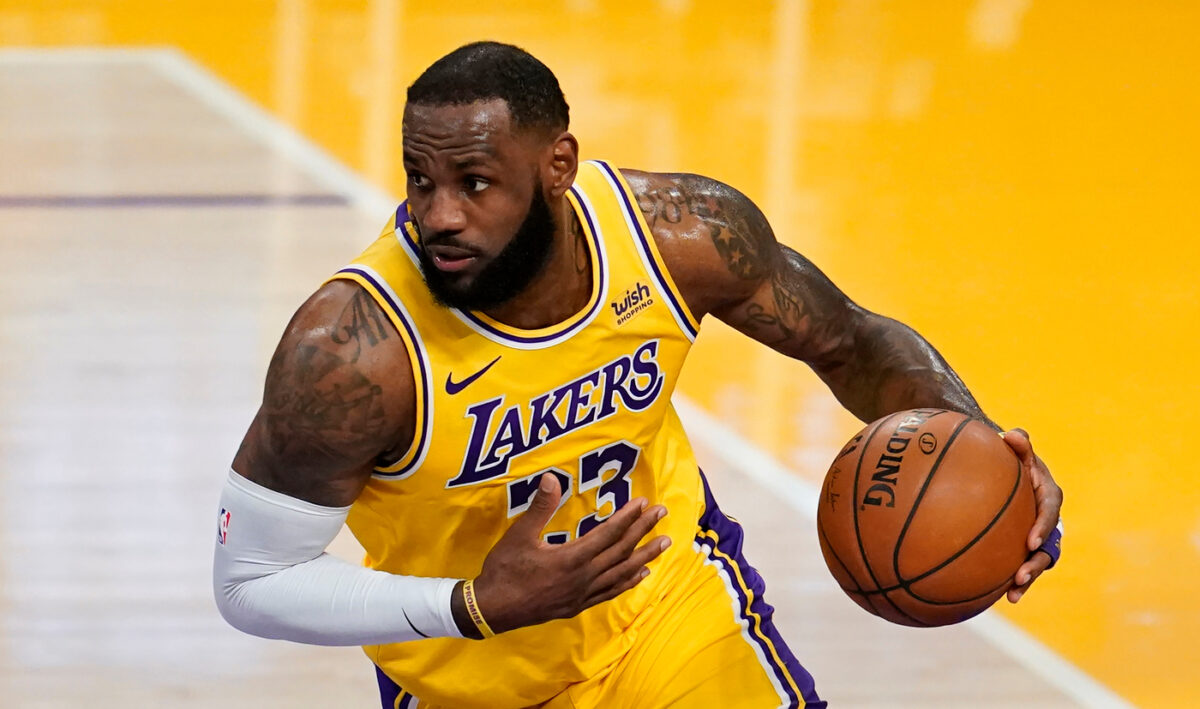 Ο LeBron James υπό το πρωτόκολλο για τον COVID19 του NBA