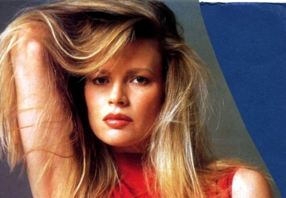 Kim Basinger | Η star του Χόλιγουντ που πήρε Oscar και φωτογραφήθηκε γυμνή για το Playboy