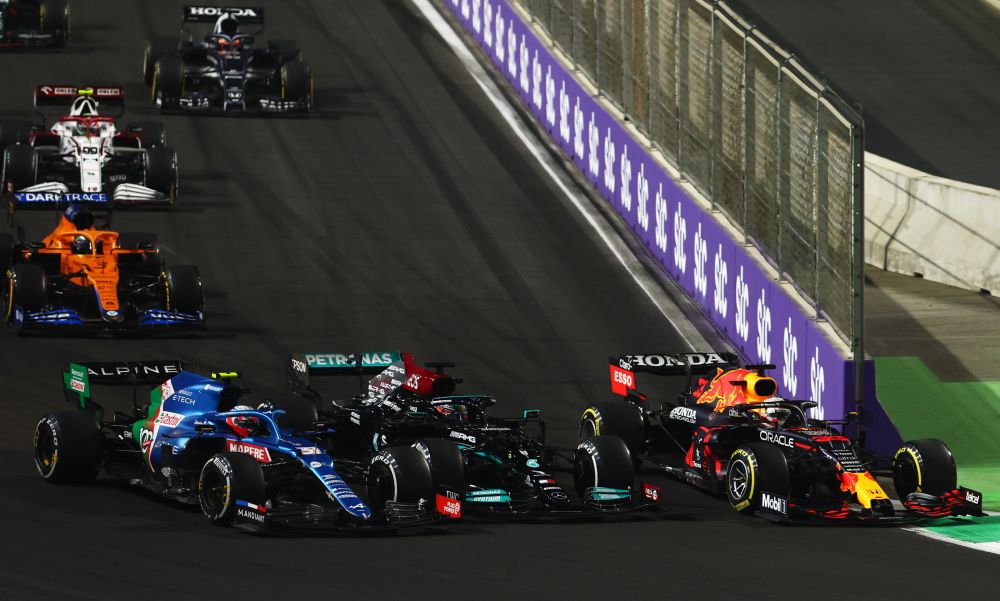 F1 Vlog για την κοκορομαχία στη Σαουδική Αραβία (video)