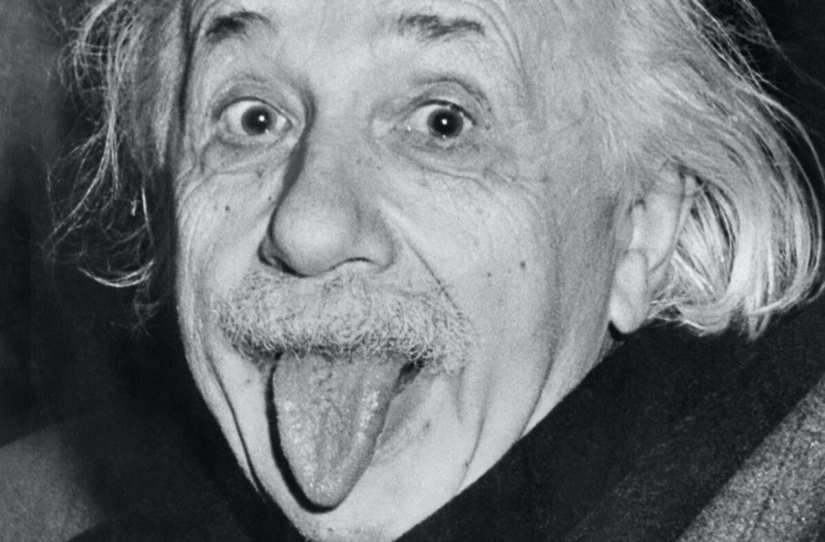 Άλμπερτ Αϊνστάιν |  Η ιστορία πίσω από την πιο εμβληματική & διάσημη φωτογραφία του