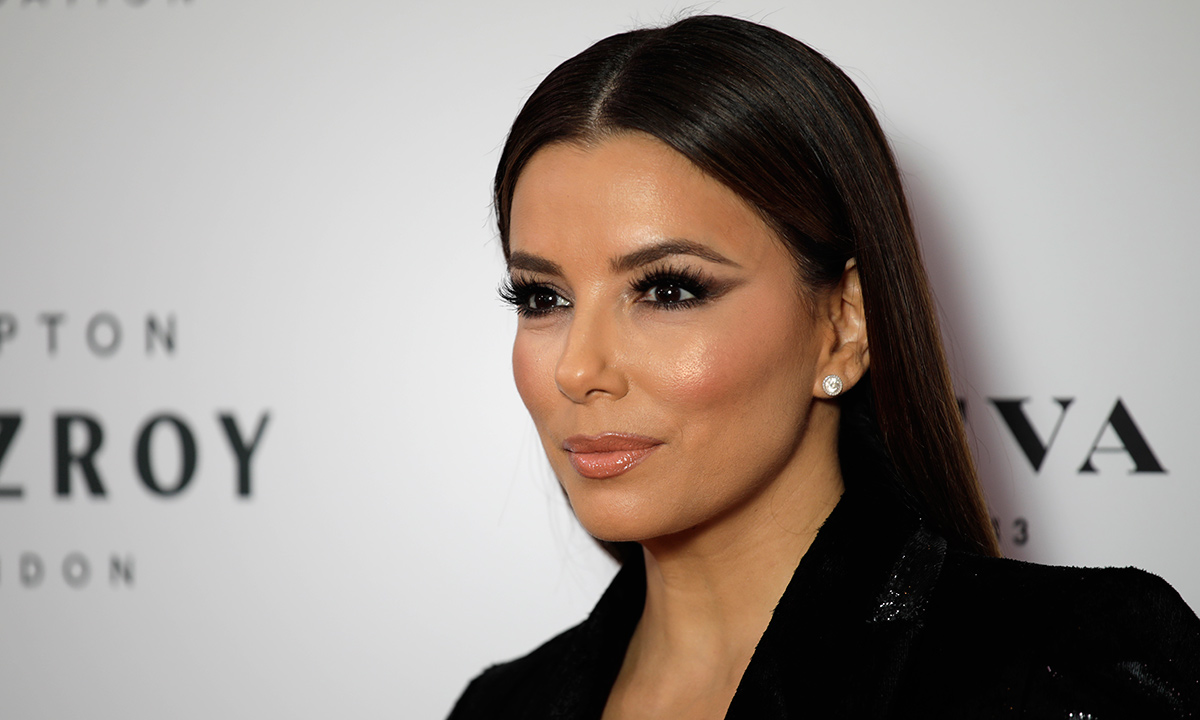 Η Eva Longoria σε ρόλο παρουσιάστριας