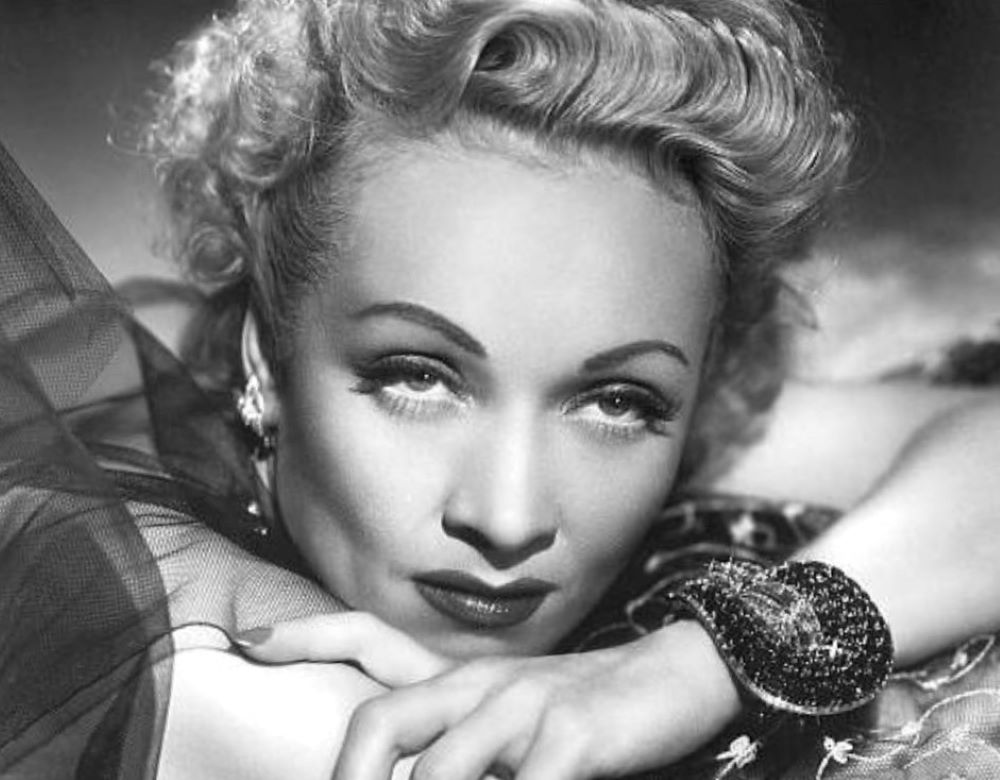Μάρλεν Ντίτριχ | Η ιστορία της femme fatale με το ανδρόγυνο look που πήγε κόντρα σε όλα