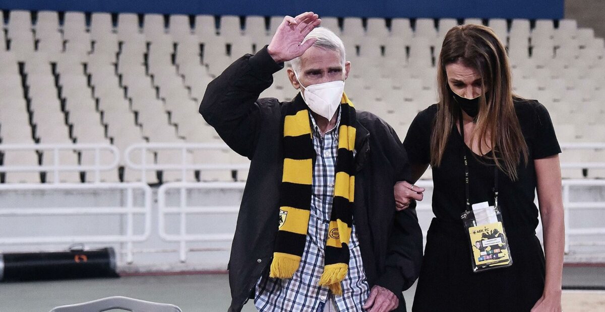 Έφυγε από τη ζωή ένας από τους κορυφαίους τερματοφύλακες της ΑΕΚ, ο  Στέλιος Σεραφείδης