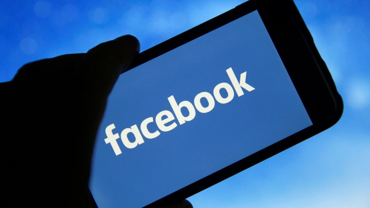 Πώς να βλέπεις κρυφά τα stories στο Facebook χωρίς να σε καταλάβουν