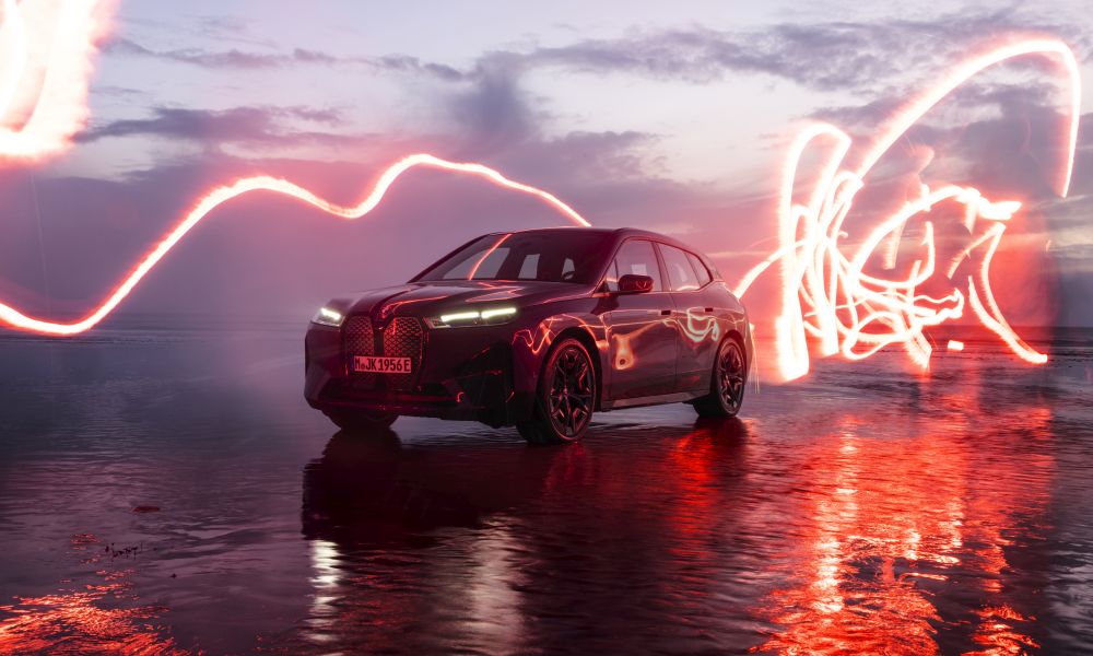 BMW iX M60: Η κορυφαία έκδοση της iX είναι ένα ηλεκτρικό θηρίο