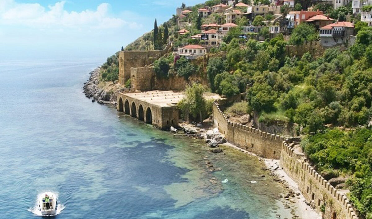 35 δισεκατομμύρια δολάρια περιμένει η Τουρκία από τον τουρισμό το 2022