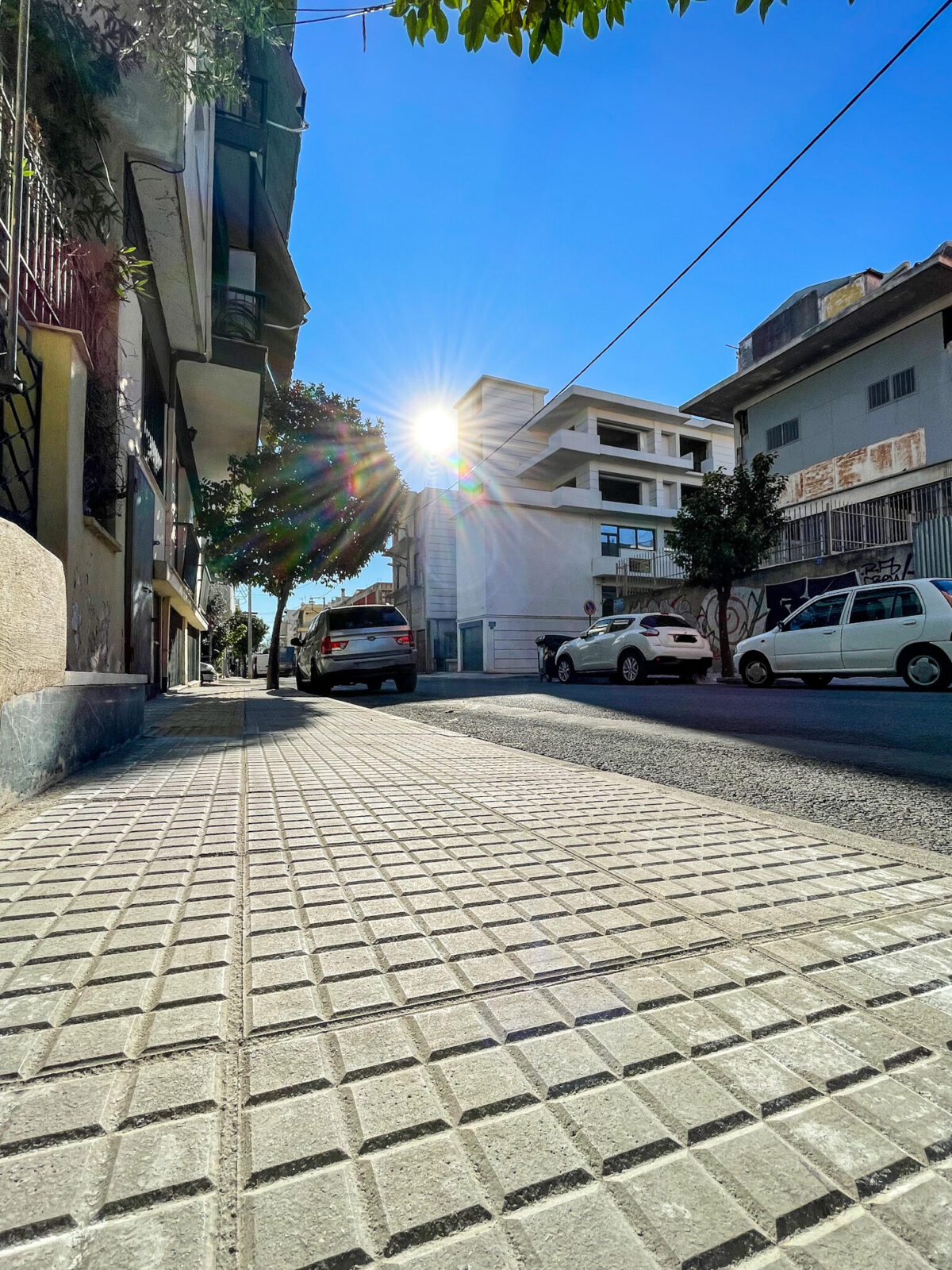 Η Αθήνα αποκτά νέα πεζοδρόμια 