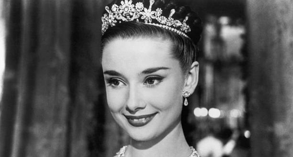 Audrey Hepburn |Η ζωή του απόλυτου συμβόλου θηλυκότητας &  κομψότητας της μεγάλης οθόνης