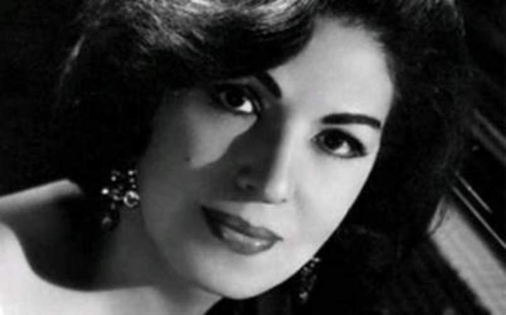 Consuelo Velazquez | H καλλιτέχνιδα που έγραψε το αισθαντικό Besame Mucho