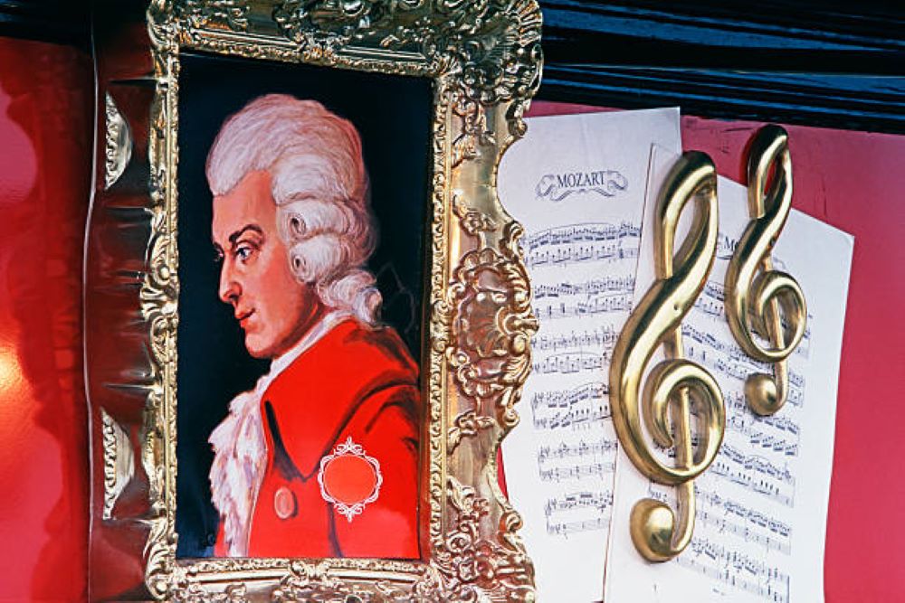Wolfgang Amadeus Mozart | H περιπετειώδης & μυστηριώδης ζωή μιας μουσικής ιδιοφυίας