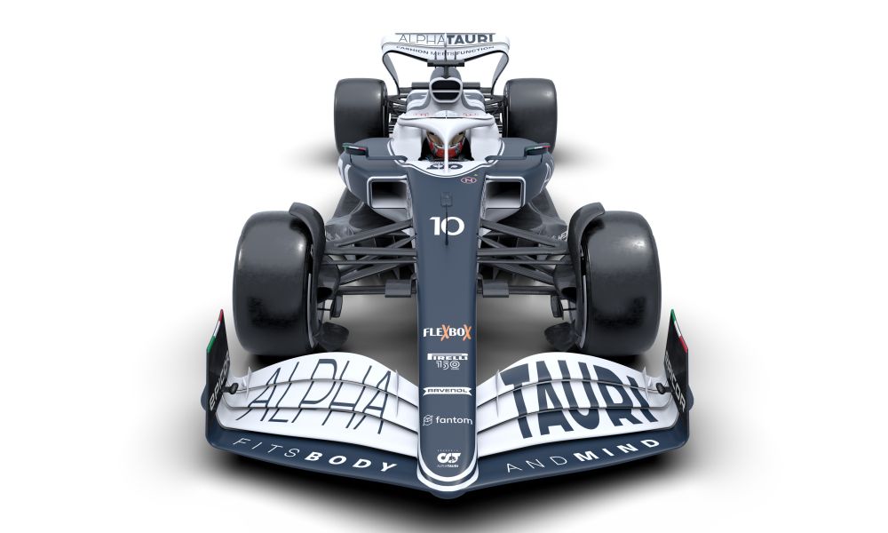 Πρεμιέρα για τη Scuderia AlphaTauri AT03 (video)