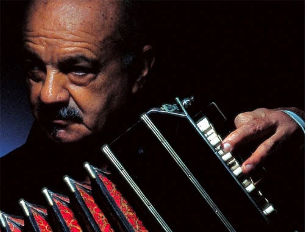 Astor Piazzolla | Ο θεός του τάνγκο & η συναρπαστική ζωή του