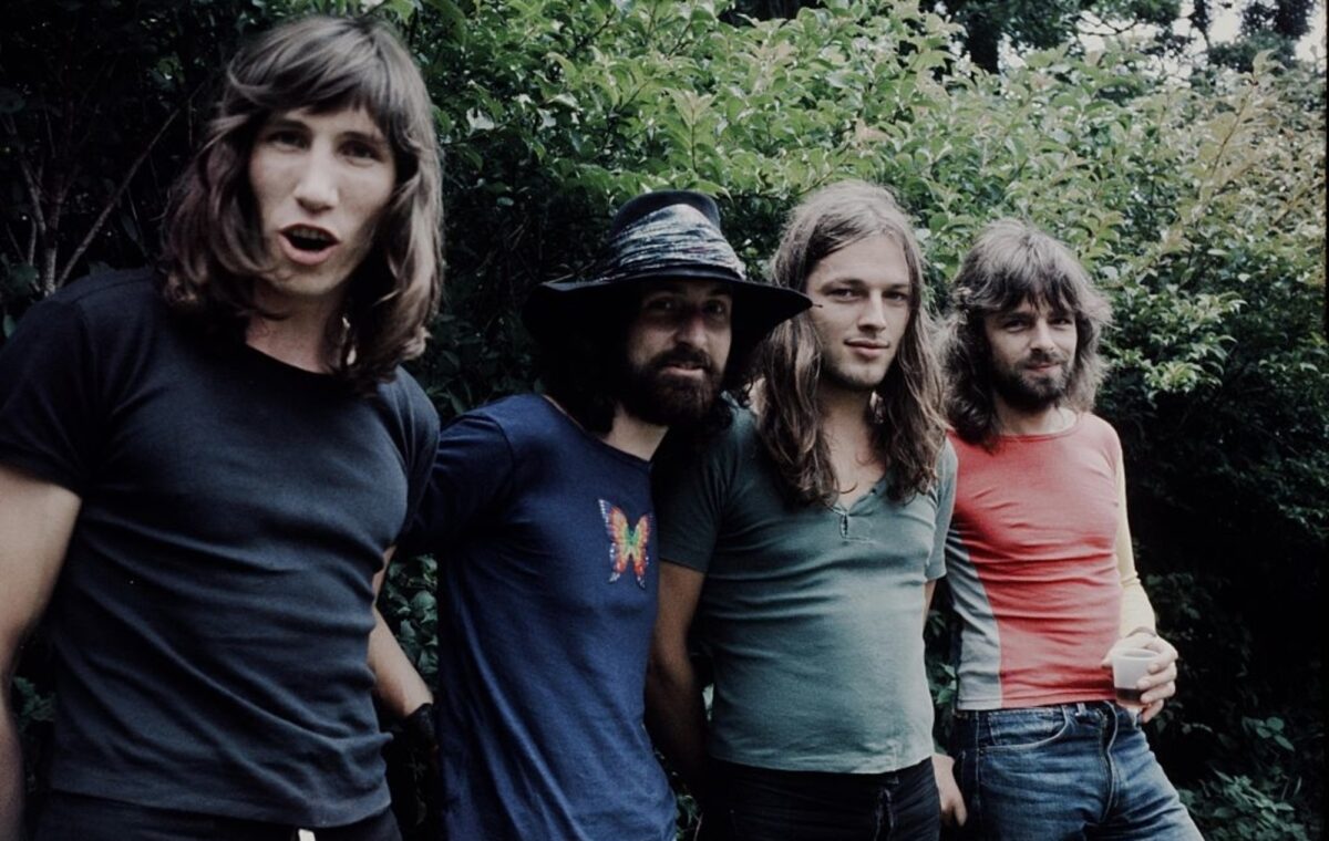 Σκληρή αποχώρηση των Pink Floyd από την αγορά της Ρωσίας και Λευκορωσίας