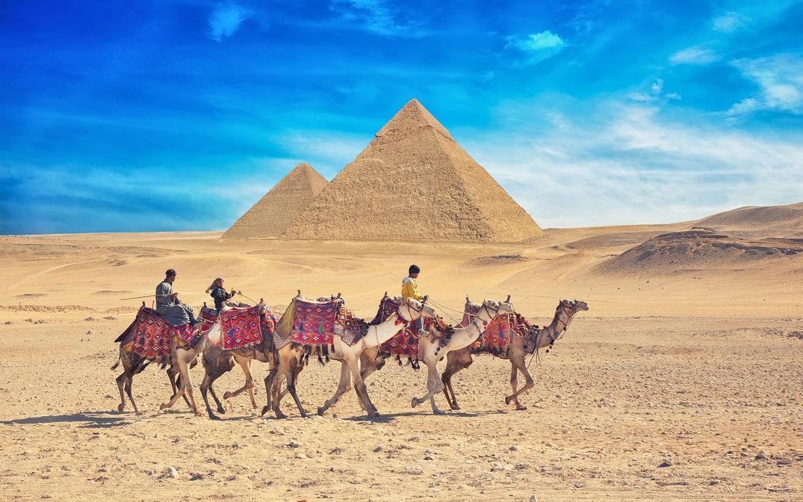 Τουρκία και Αίγυπτος σε συναγερμό για τις τουριστικές αφίξεις από την Ρωσία 